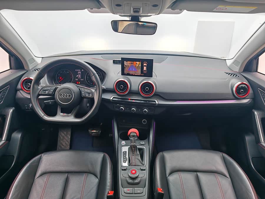 Audi Q2L 2023 car image #18
