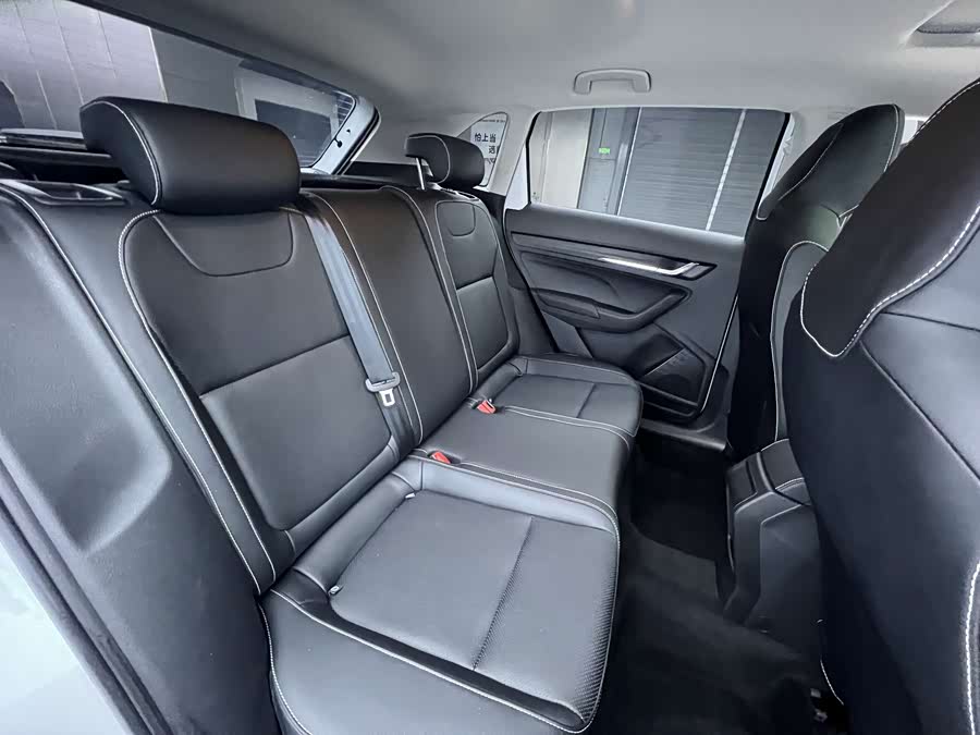 Skoda Kamiq 2024 imagen de coche #18