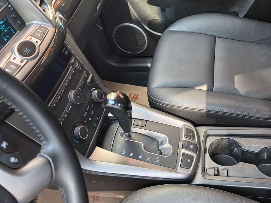 Chevrolet Captiva 2013 #18 Chevrolet Captiva 2013 car image #18