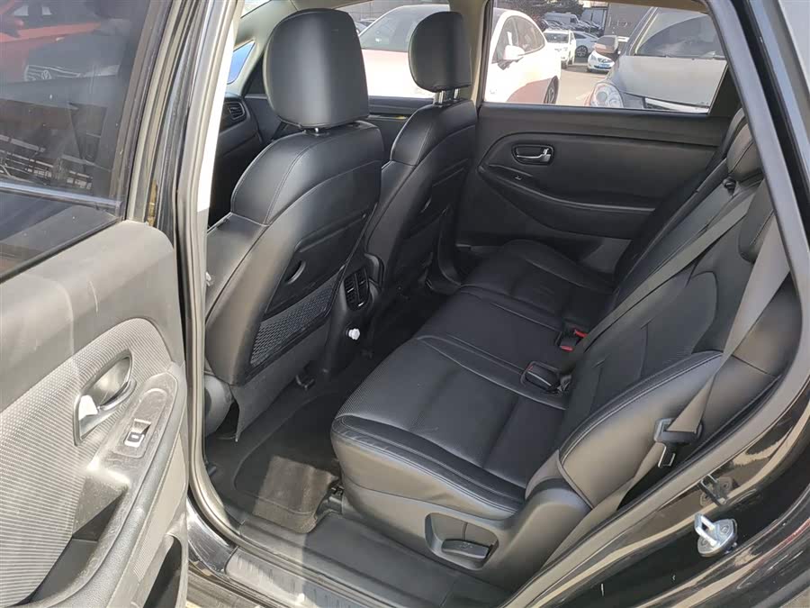 Kia Carens 2016 immagine di auto #18