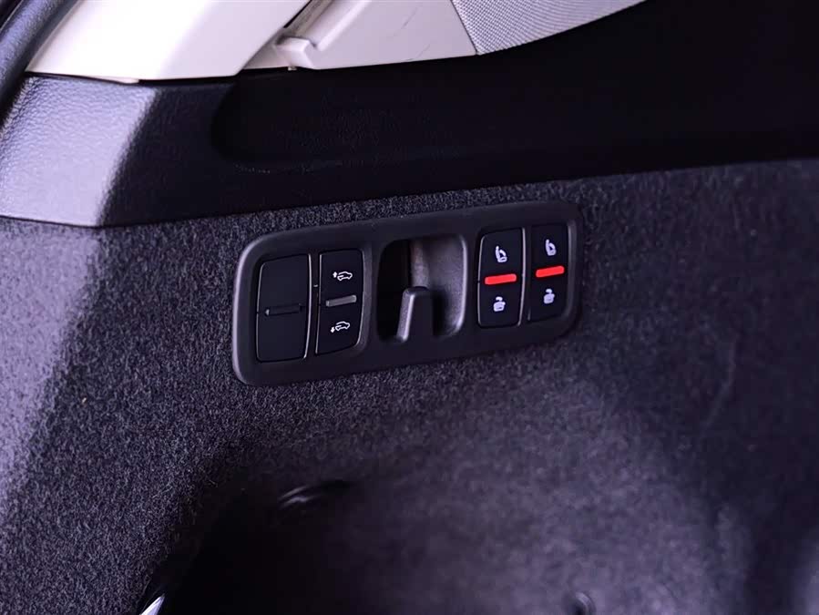 Audi Q7 2022 car image #18