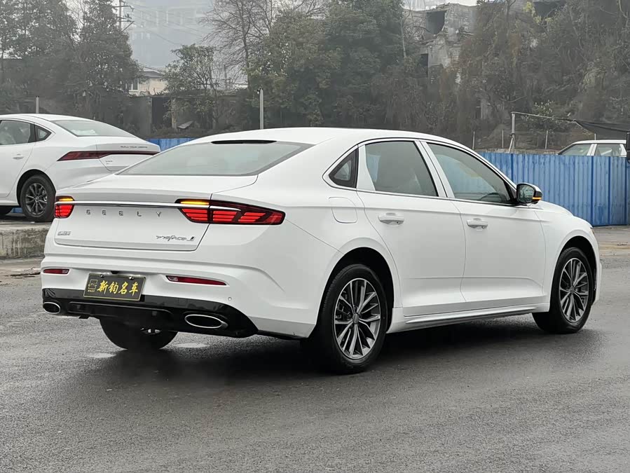 GEELY Preface 2025 #18 GEELY Preface 2025 car image #18