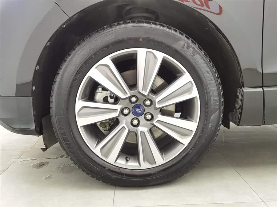 Ford Edge 2021 car image #18