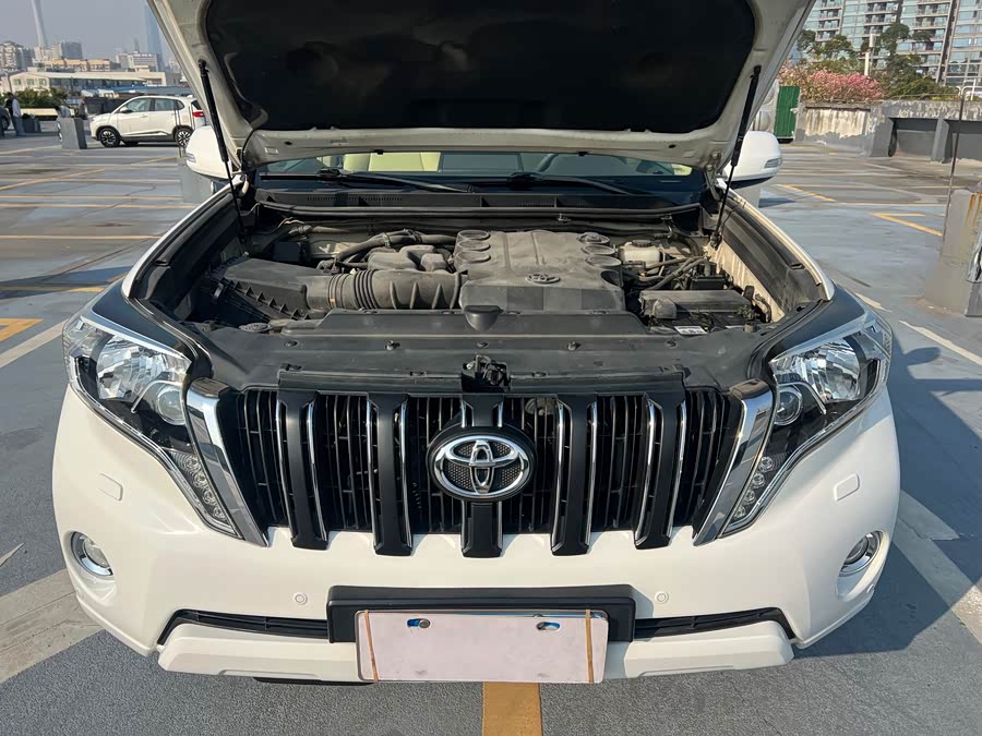 Toyota Land Cruiser Prado 2015 #18 Toyota Land Cruiser Prado 2015 car image #18