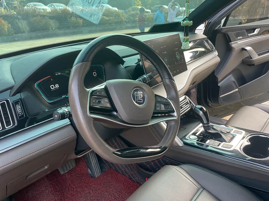 BYD Tang 2021 #18 BYD Tang 2021 immagine di auto #18