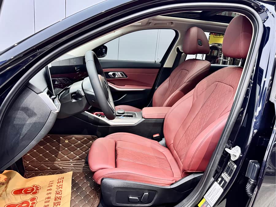 BMW i3 2023 car image #18