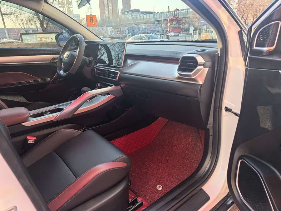 GEELY Coolray 2021 car image #18