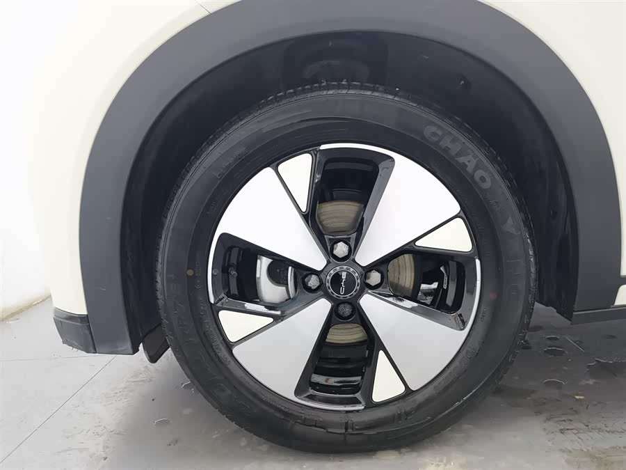 BYD Dolphin 2023 #18 BYD Dolphin 2023 car image #18