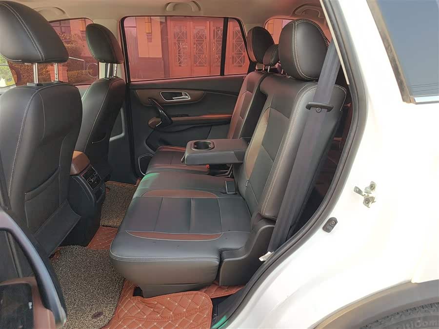 SWM X7 2018 imagen de coche #18