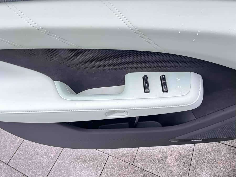 极氪 极氪001 2024 汽车图片 #18