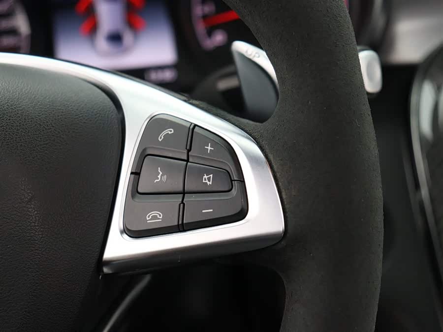 Mercedes-Benz C AMG 2018 immagine di auto #18