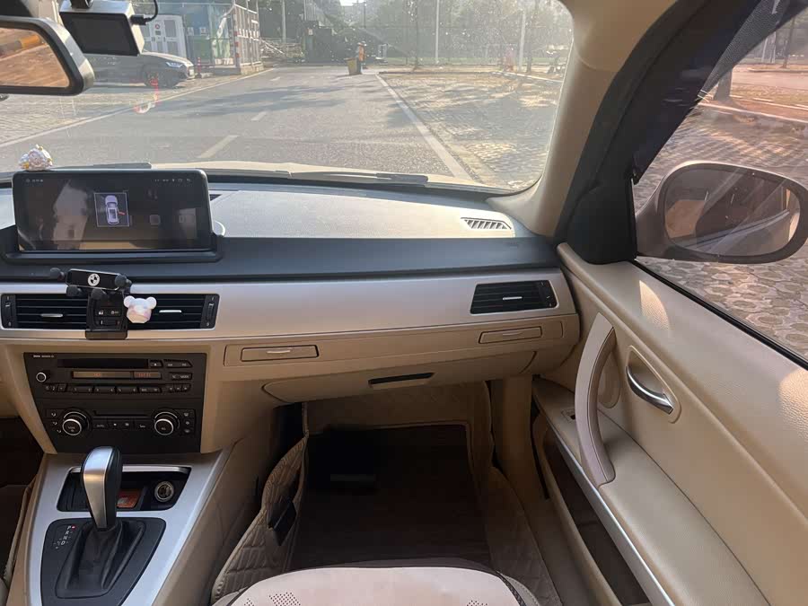 BMW 3 Series (Imported) 2011 immagine di auto #18