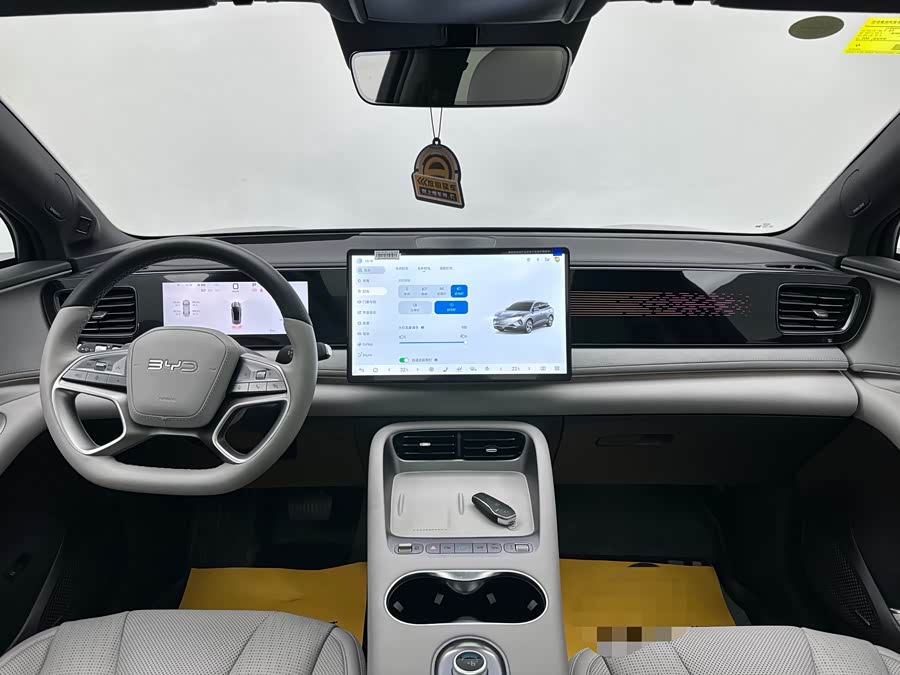 Avatr 07 2024 صورة سيارة #18