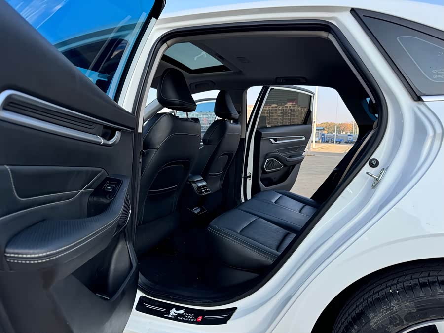 GEELY Emgrand 2022 #18 GEELY Emgrand 2022 car image #18