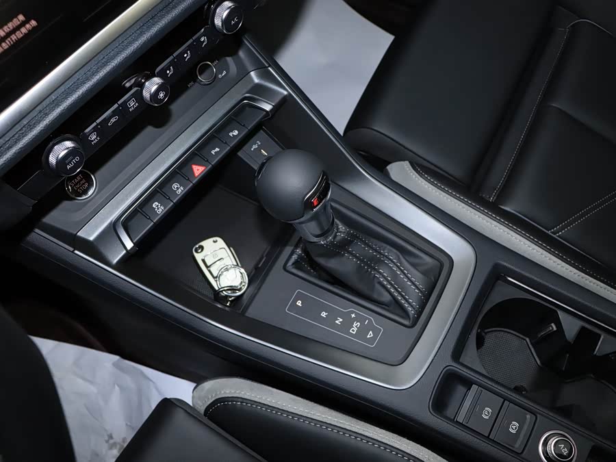 Audi Q3 2024 #18 Audi Q3 2024 car image #18