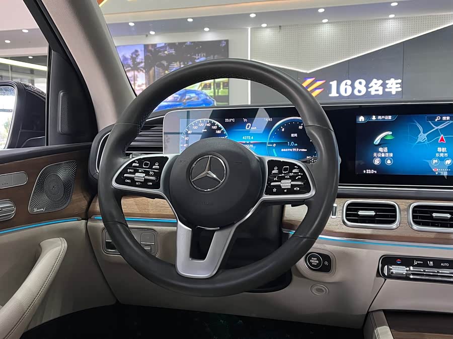 Mercedes-Benz GLE Class 2019 #18 Mercedes-Benz GLE Class 2019 car image #18