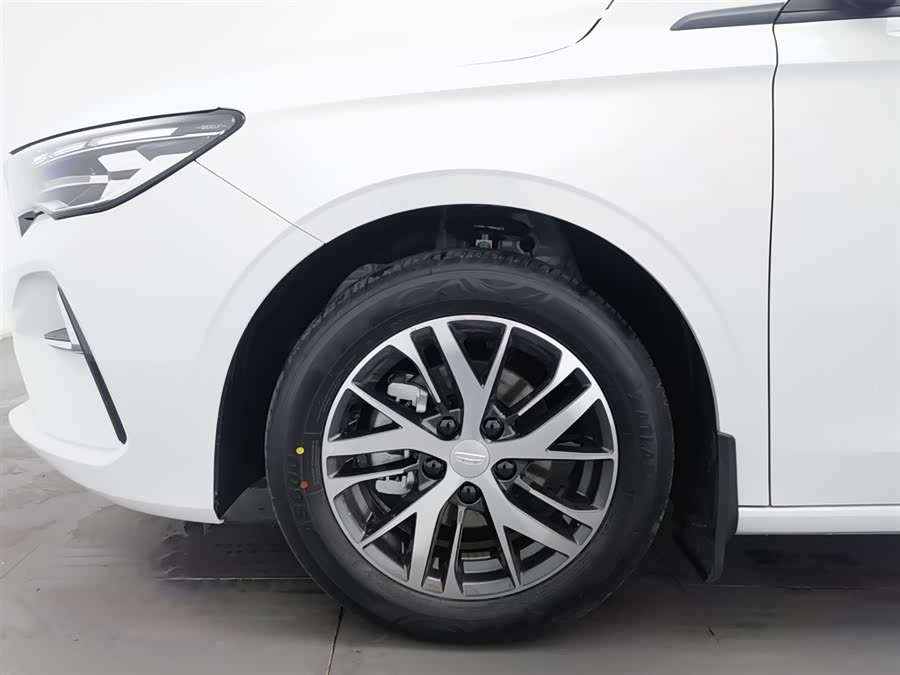 GEELY Emgrand 2025 car image #18