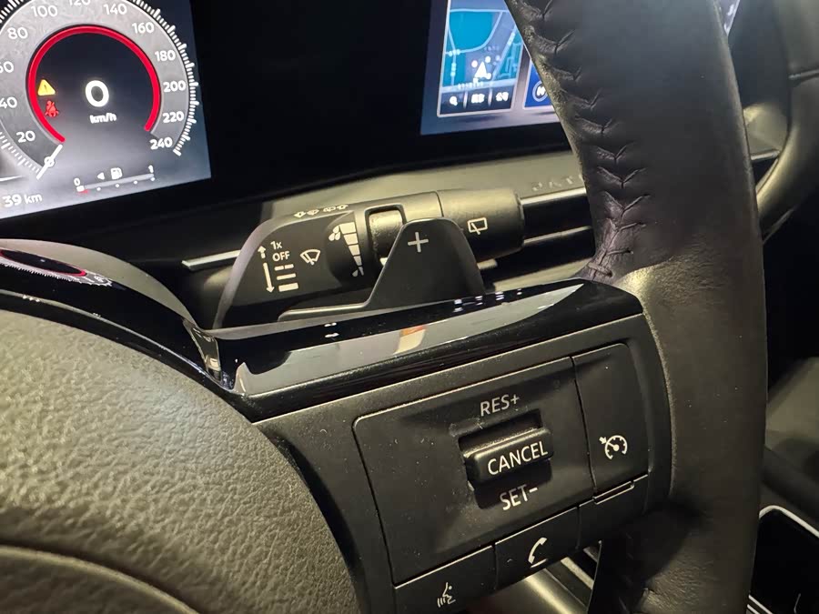Nissan Pathfinder 2024 car image #18