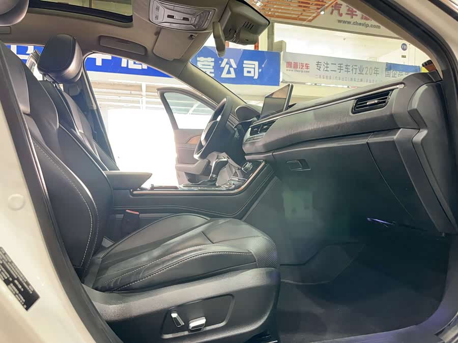 Suzuki H5 2019 car image #18