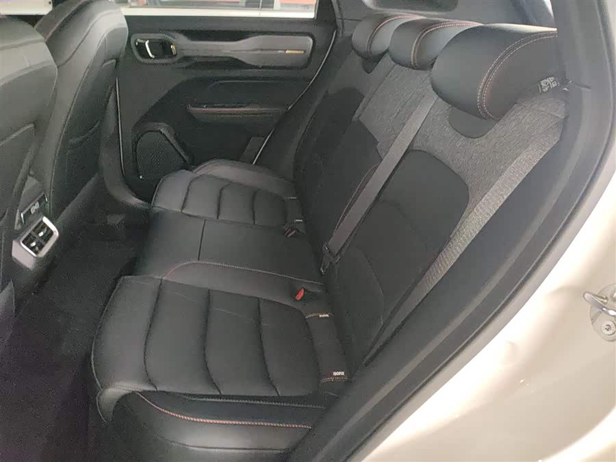 GEELY Cowboy 2025 car image #18