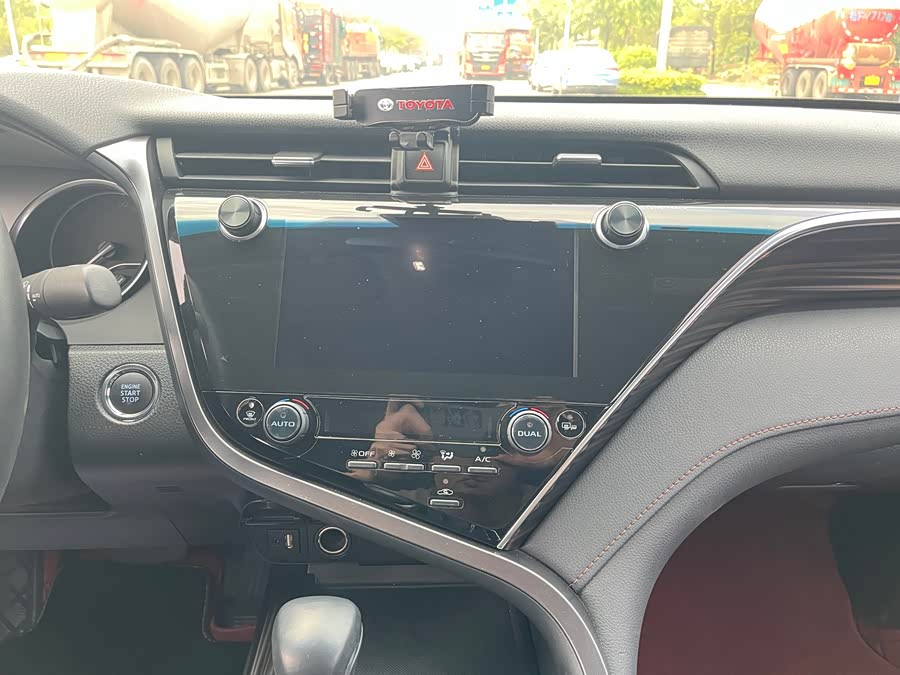 Toyota Camry 2020 #18 Toyota Camry 2020 car image #18