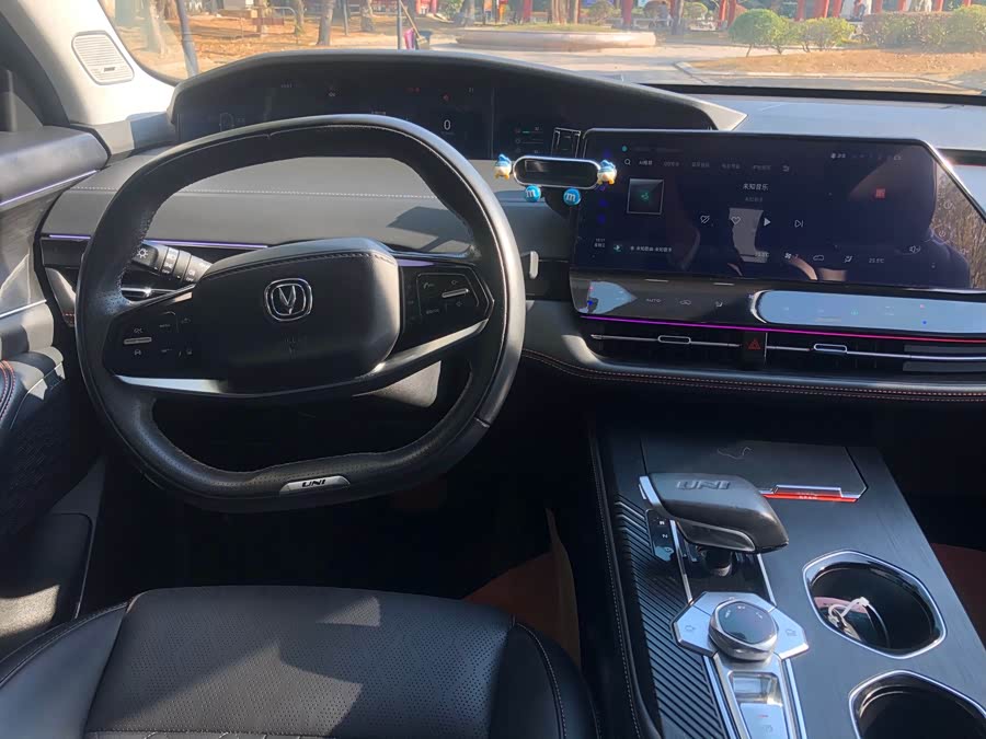 Changan UNI-K iDD 2022 #18 Changan UNI-K iDD 2022 car image #18