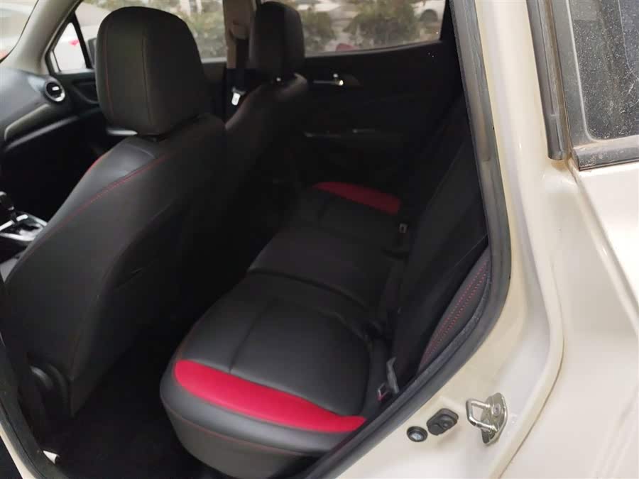 Changan CS15 2018 #18 Changan CS15 2018 car image #18