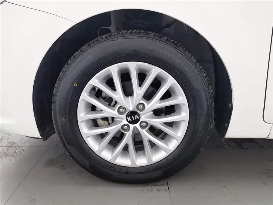 Kia K2 2017 car image #18