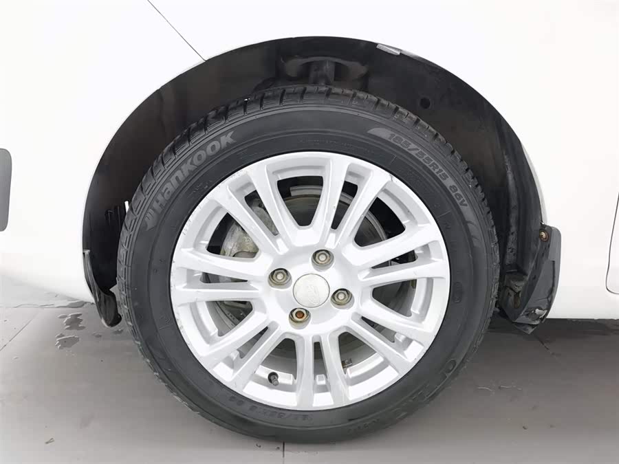 Ford Fiesta 2014 car image #18