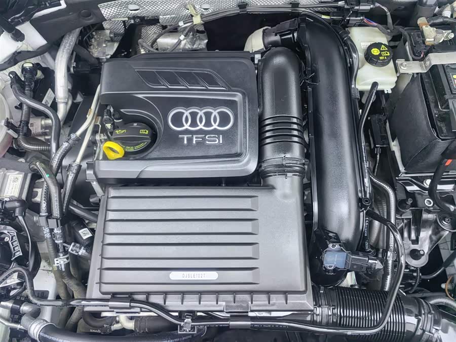 Audi Q2L 2023 #18 Audi Q2L 2023 car image #18