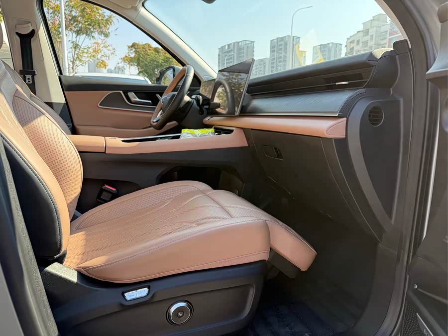 Chery Tiggo8L 2024 car image #18