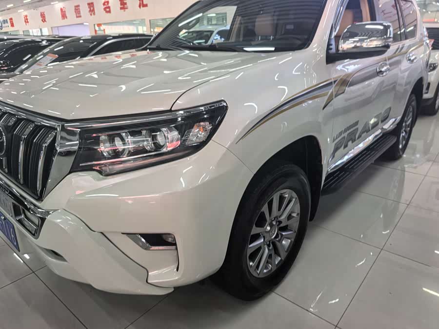 Toyota Land Cruiser Prado 2018 car image #18