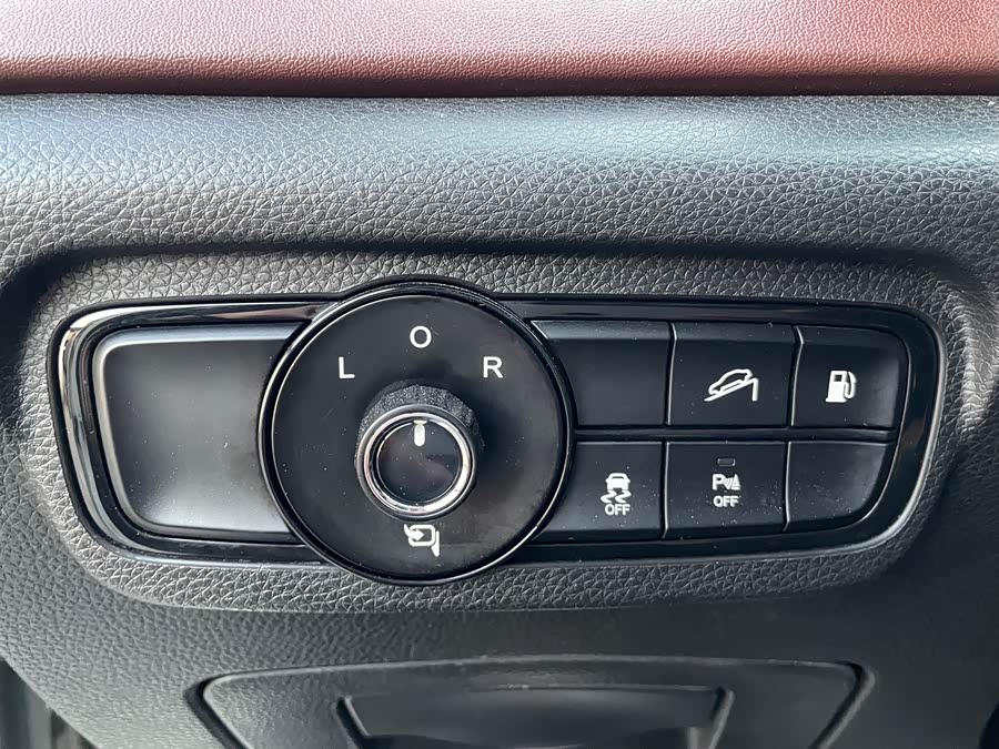 GAC Trumpchi GS8 2018 car image #18