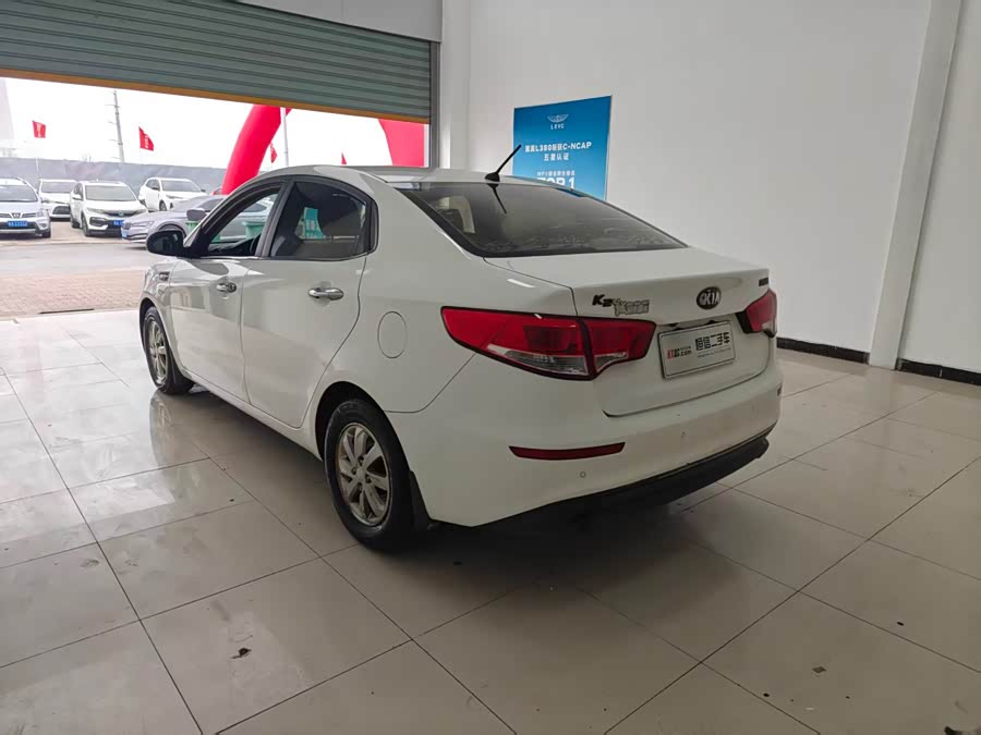 起亚 起亚K2 2014 汽车图片 #18