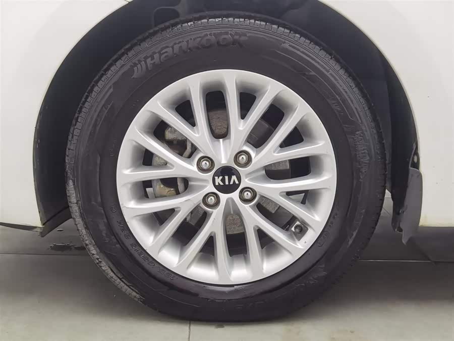 起亚 起亚K2 2016 汽车图片 #18