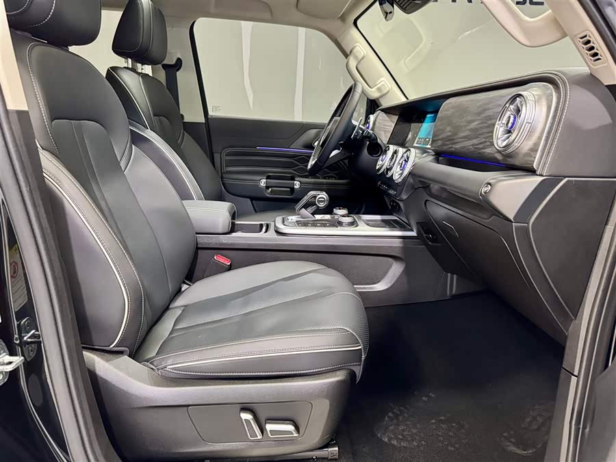 Tank 300 2024 car image #18