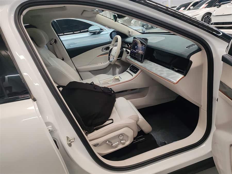 Neta L 2024 изображение автомобиля #18