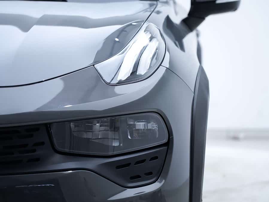 Lynk & Co 02 2020 car image #18