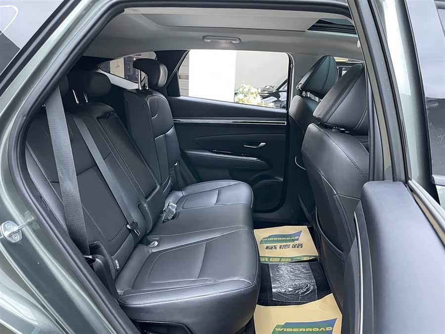Hyundai Tucson 2023 car image #18