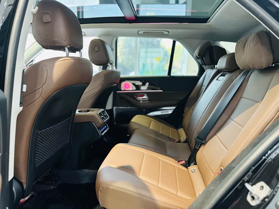 Mercedes-Benz GLE Class 2024 car image #18