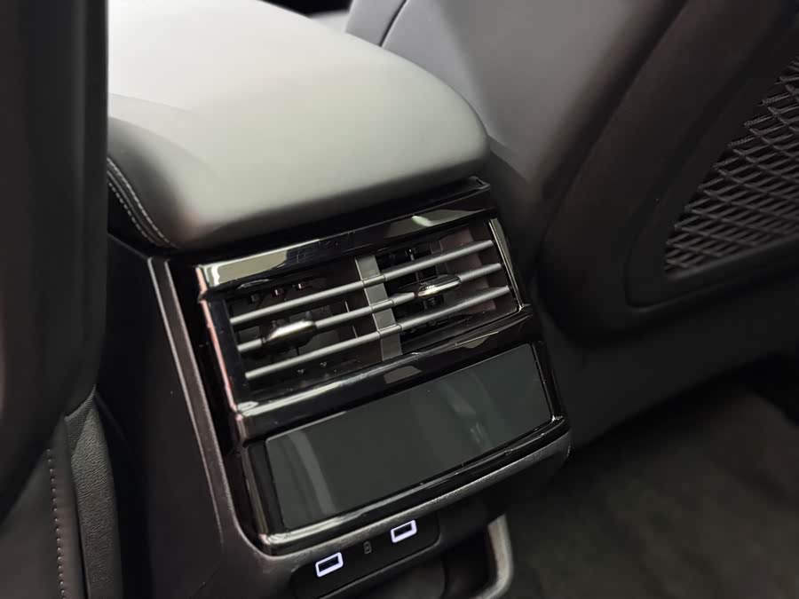 GEELY Monjaro 2024 car image #18
