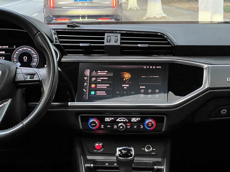 Audi Q3 2021 #18 Audi Q3 2021 immagine di auto #18
