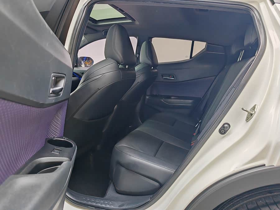 Toyota Izoa 2019 car image #18