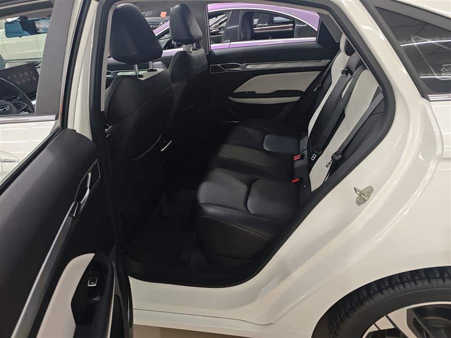 GEELY Emgrand L 2021 #18 GEELY Emgrand L 2021 car image #18