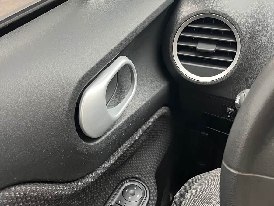 MG 3 2015 car image #18