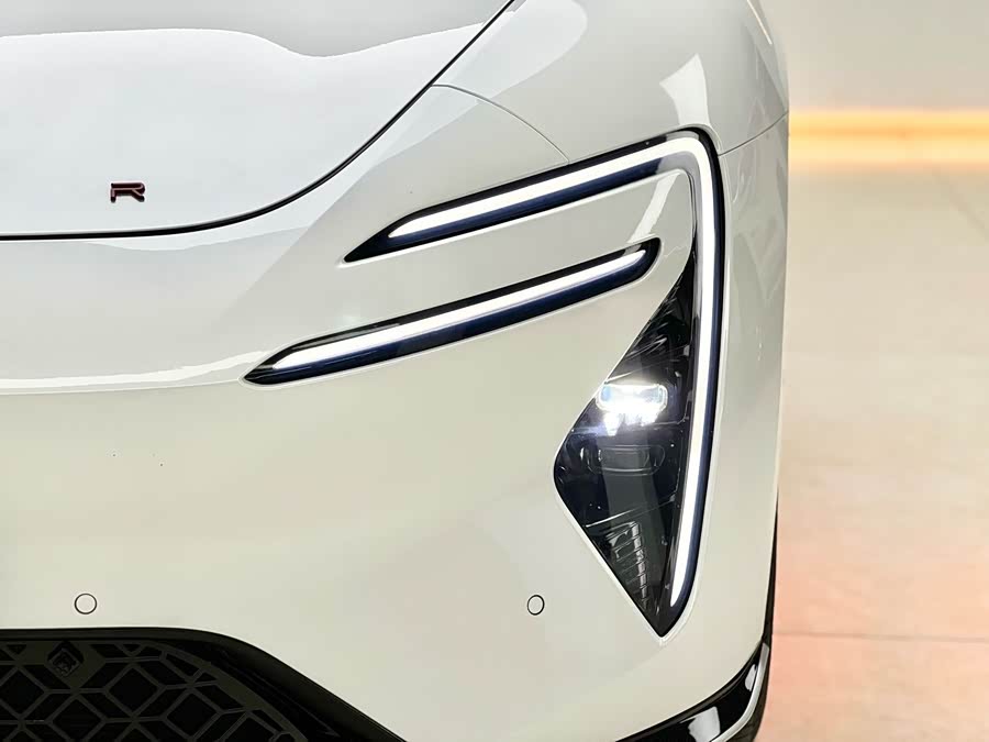 阿维塔 阿维塔06 2025 汽车图片 #18