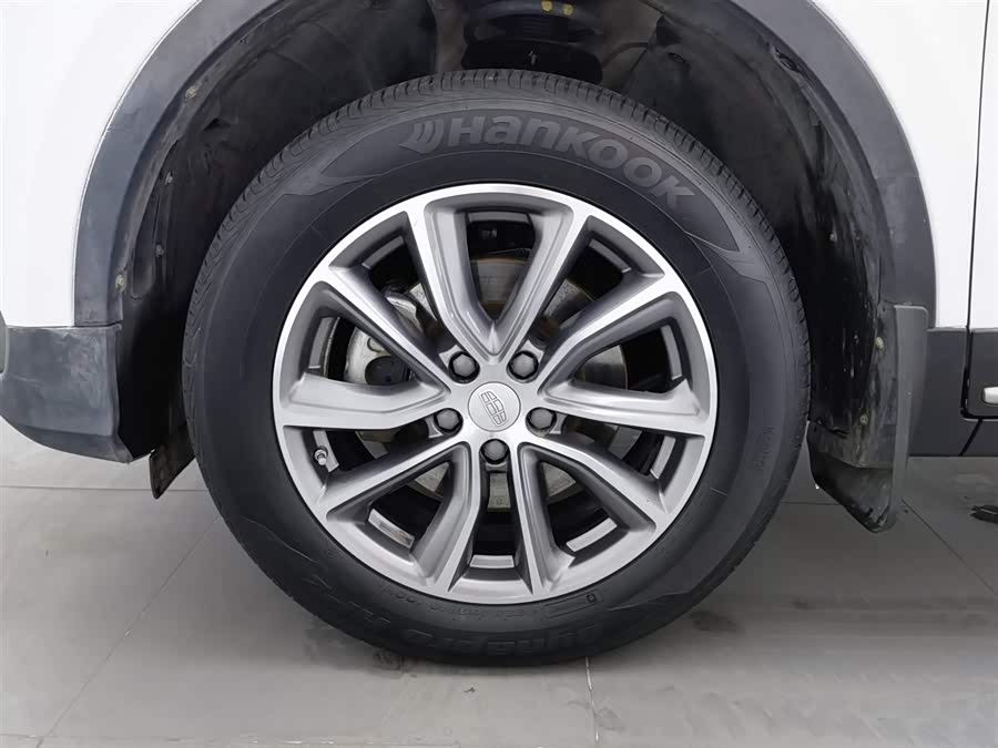 GEELY Boyue 2018 immagine di auto #18