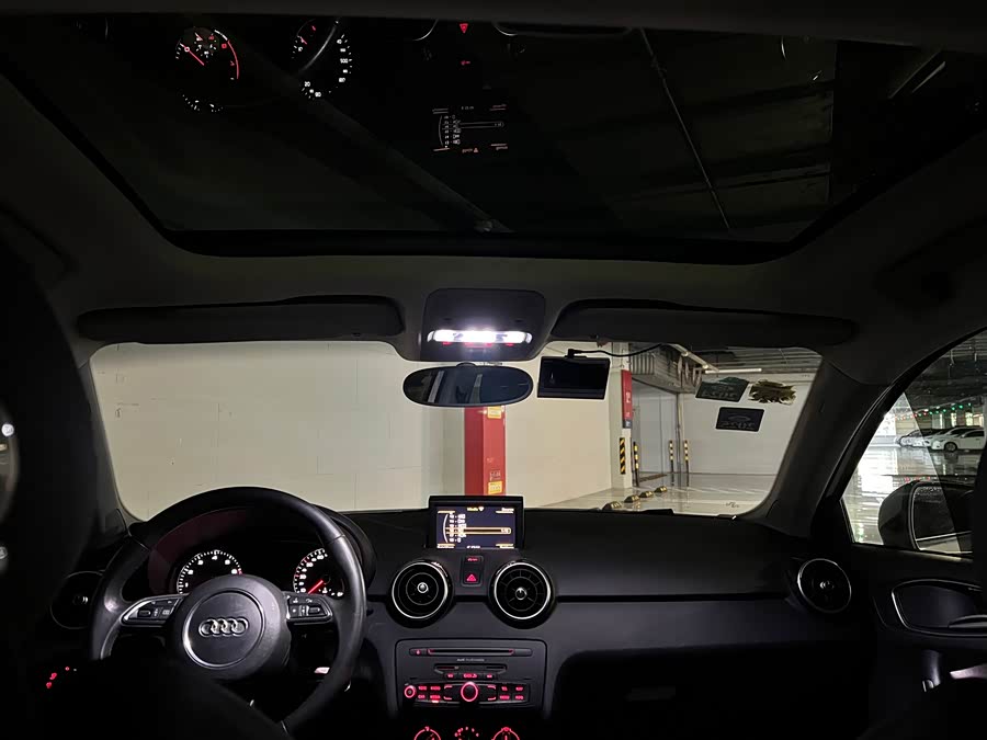 Audi A1 2012 car image #18