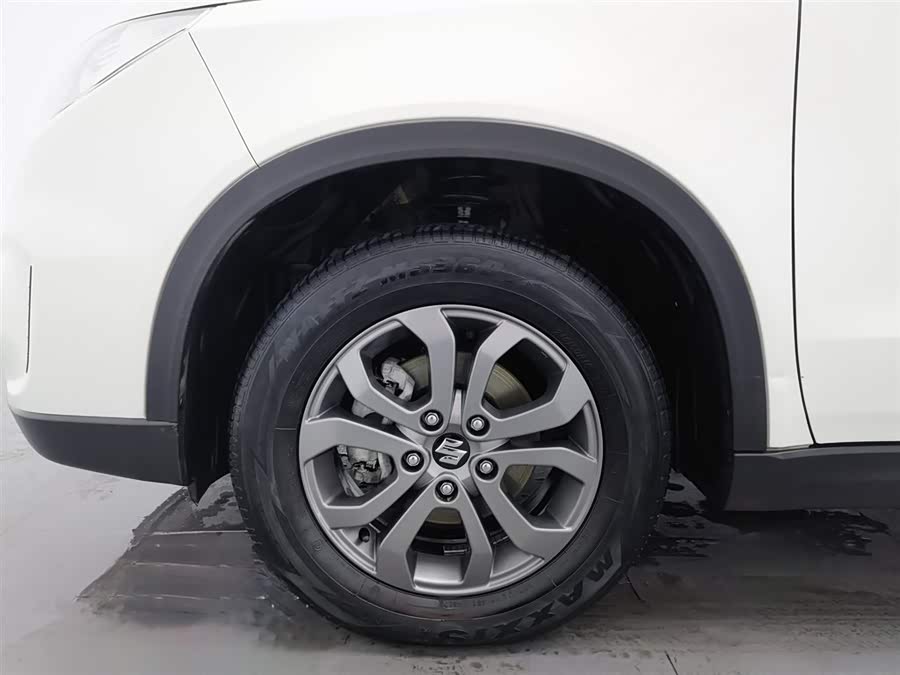 铃木 维特拉 2017 汽车图片 #18