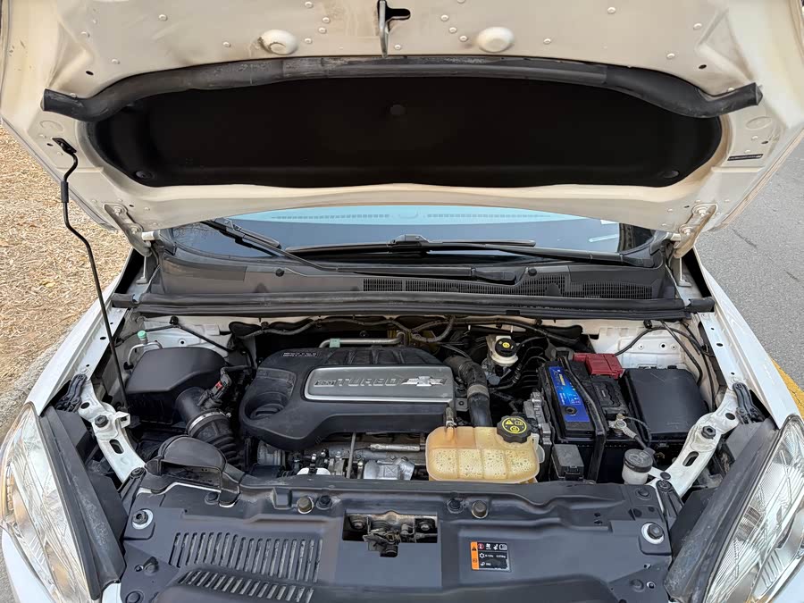 Chevrolet Tracker 2016 #18 Chevrolet Tracker 2016 car image #18